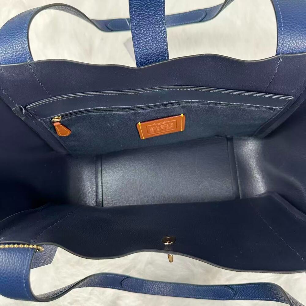 Coach Hadley Turnlock Tote Bag In Leather/Gold/Deep Blue CAL17 NWT - Picture 9 of 9